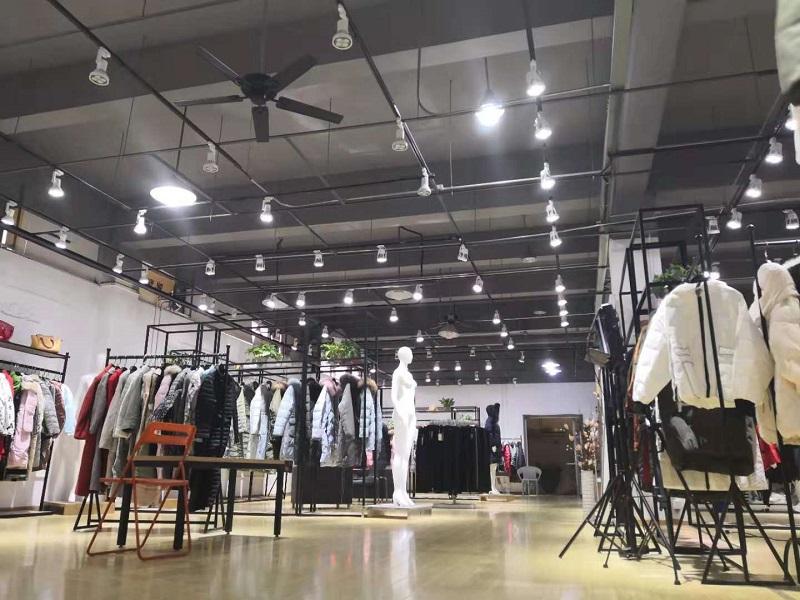 品牌女装批发货源