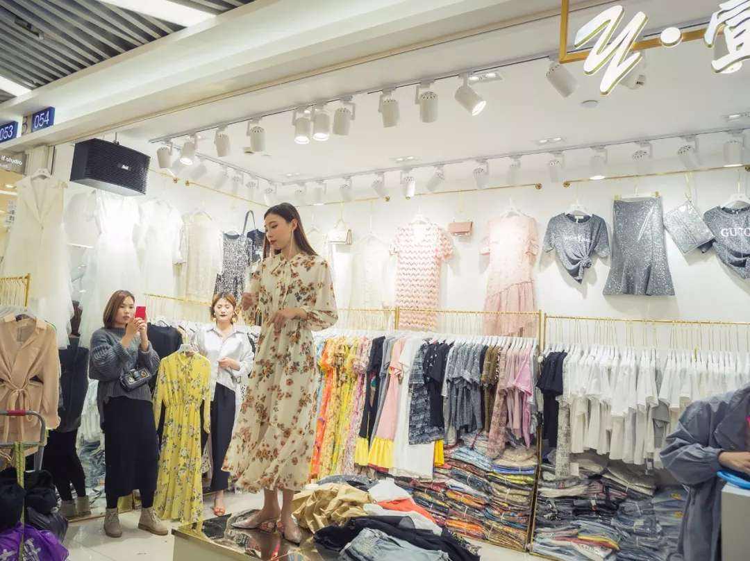 品牌女装折扣店4S服务原则